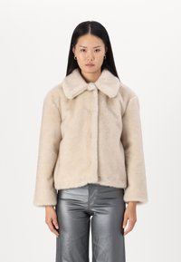 Abercrombie & Fitch SHORT COLLAR - Lengva striukė - beige