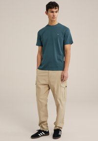 WE Fashion THE ULTRA SOFT - Jednoduché tričko - blue