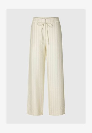 Kremowe spodnie o szerokich nogawkach z cienkimi pionowymi paskami i wiązanym paskiem w talii, prezentowane na jednolitym tle.