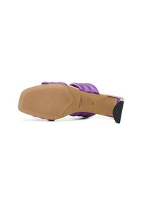 Shoe The Bear STB-SYLVI PADDED STRAP - Šľapky na opätku - violet satin