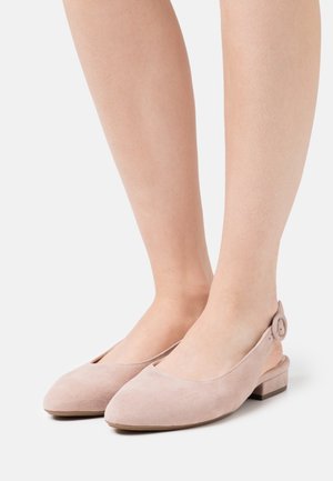 Peter Kaiser Wide Fit, Ballerines à brides arrière - nude