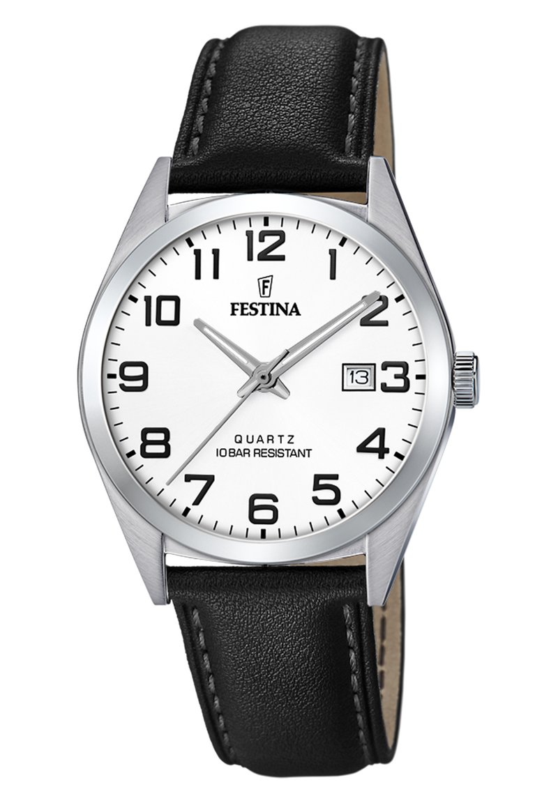 Montre quartz Festina avec un boîtier rond en argent, un cadran blanc, des chiffres arabes noirs et un bracelet en cuir noir. Comprend une fenêtre indiquant la date à 3 heures.