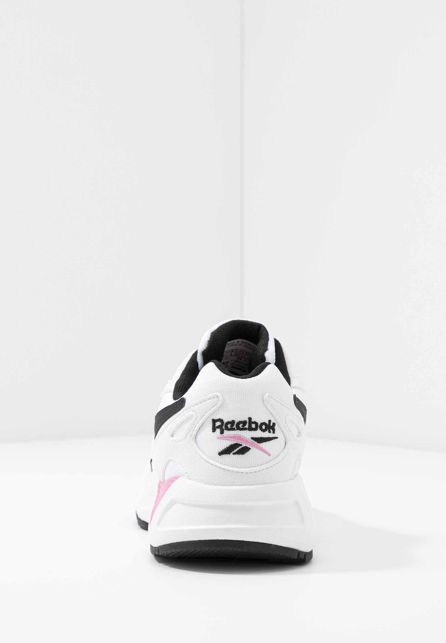 Reebok Classic CLASSIC - Joggesko - white/black/pink Reebok Classic CLASSIC - Joggesko - white/black/pink
