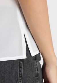 KIOMI Camicetta - off-white