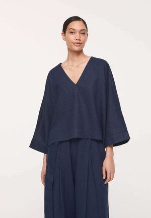 Blouse - royal blue