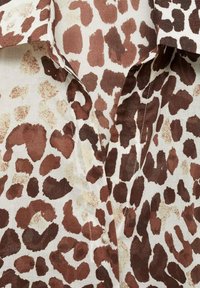 Mango Bluza z gumbi - off-white