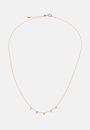 Collana in oro con cinque piccole gemme rotonde rosa equidistanti sulla parte anteriore, dotata di chiusura a molla e lunghezza regolabile.