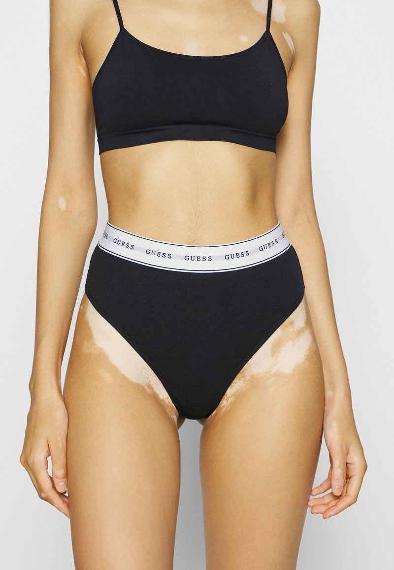 Guess - CARRIE HIGH WAIST  - Siaurikės - jet black, Padidinti