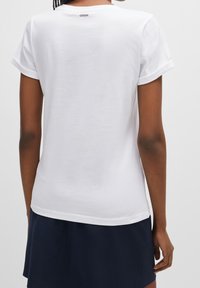 HUGO T-shirt basic