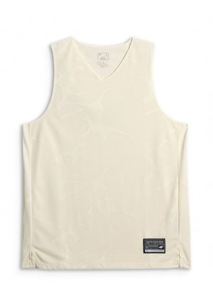 Maillot de sport beige sans manches avec col en V et étiquette rectangulaire noire près de l'ourlet inférieur sur fond blanc.