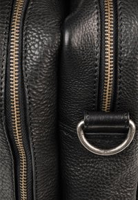 Burkely FUNDAMENTALS ANTIQUE AVERY 15.6 inch - Aktentasche - black