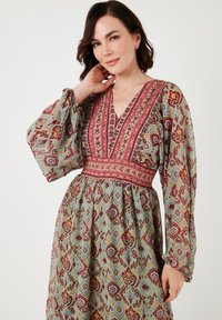 LELA Dnevna obleka - khaki