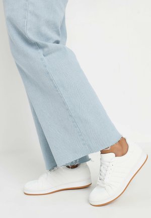 Sneakers laag - white