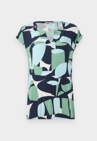 ALL OVER PRINTED V NECK - Majica kratkih rukava s printom - green