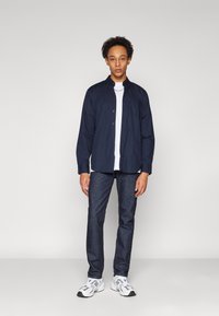 Esprit SOLID SHIRT SLIM FIT - Srajca - navy