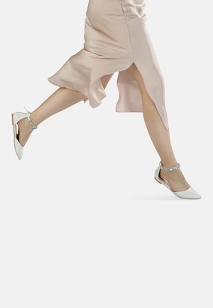 Buffalo EMMA - Ballerine con cinturino - white