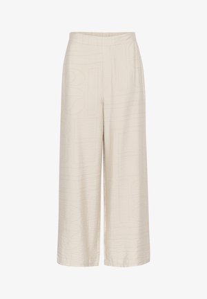 Világos bézs színű, széles szárú nadrág ráncos textúrával és diszkrét, dombornyomott mintákkal. Kényelmes gumis derékkal rendelkezik.