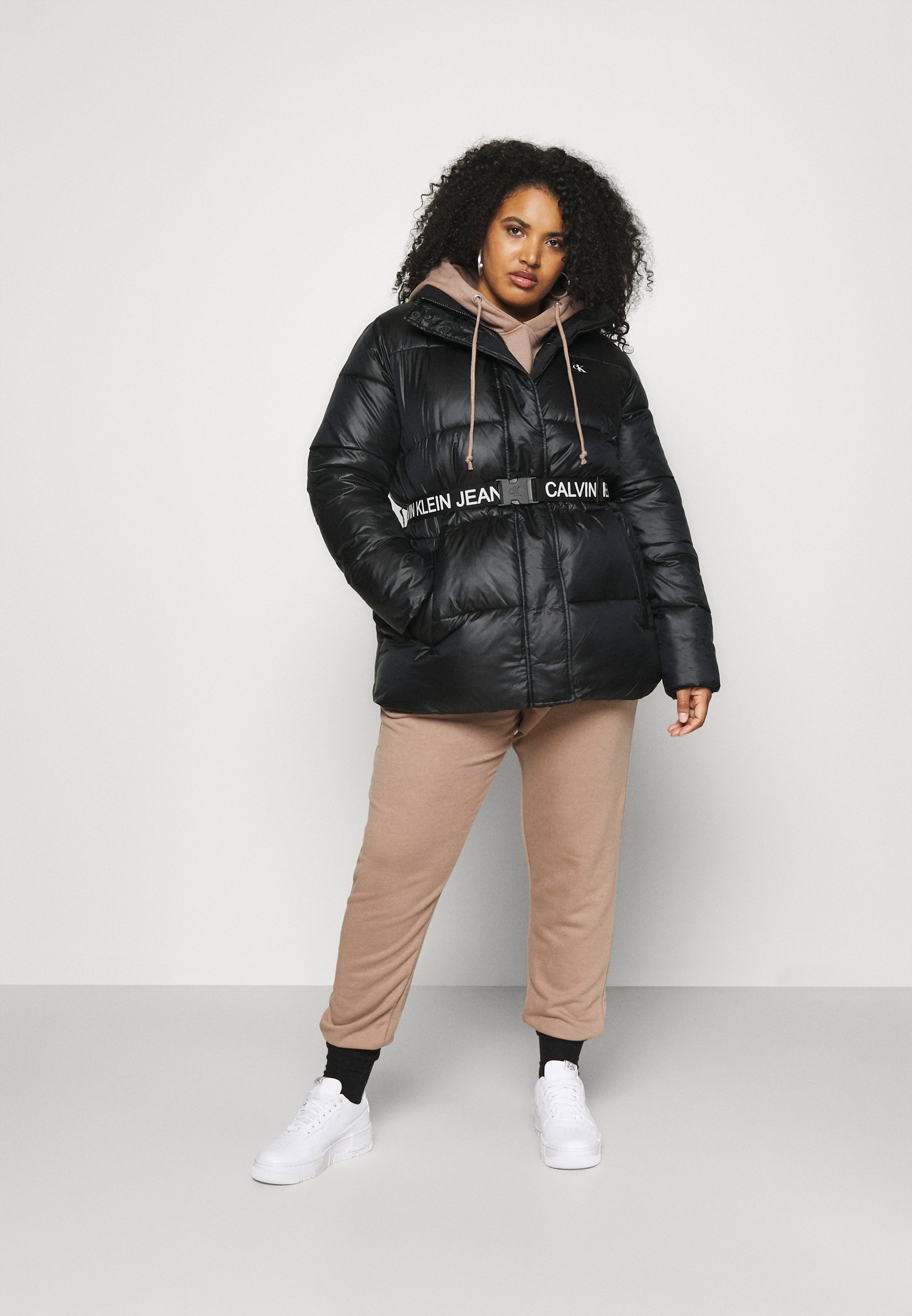 LOGO BELT PUFFER - Short coat - black 