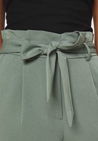 ONLY Trousers - green