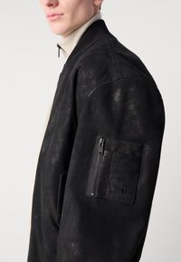BOSS JOTACO - Bomberjacke - black
