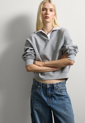 WITH CONTRAST COLLAR  - Sweater - white grey