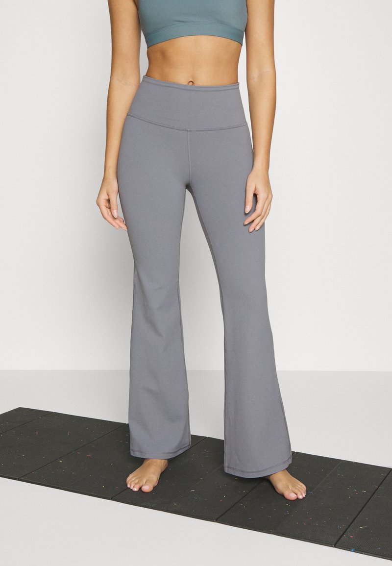 Athleta ELATION FLARE PANT Tracksuit bottoms coastline blue/blue