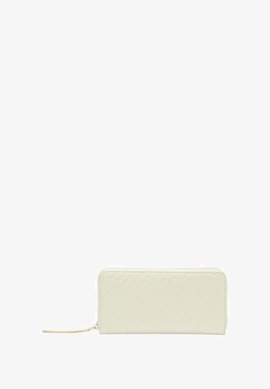 Portafoglio bianco con cerniera, con motivo embossato, forma rettangolare piatta, superficie liscia e una sottile linguetta per la cerniera sul lato.