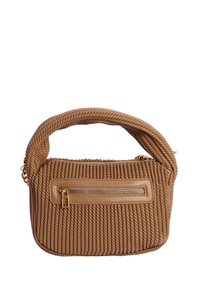 Pequeño bolso marrón texturizado con asa acolchada y bolsillo con cremallera en la parte frontal que cuenta con un tirador de cremallera dorado.