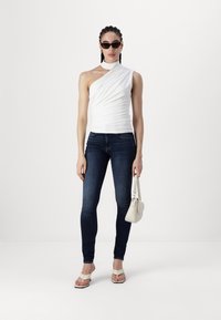 Abercrombie & Fitch BARE MOCK - Topp - brilliant white