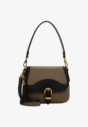 Hnědo-černá kožená kabelka se strukturovaným tvarem, dekorativním vlnitým vzorem, zlatými kovovými doplňky a strapcem na boku.