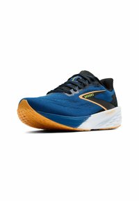 Scarpa da corsa blu con tomaia testurizzata, lacci neri e suola in gomma arancione. Presenta un prominente logo "Brooks" sul lato.