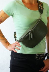 DrachenLeder Schoudertas - grün  mehrfarbig