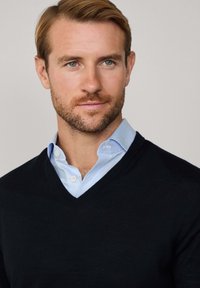 Hackett London Svetr - midnight blue