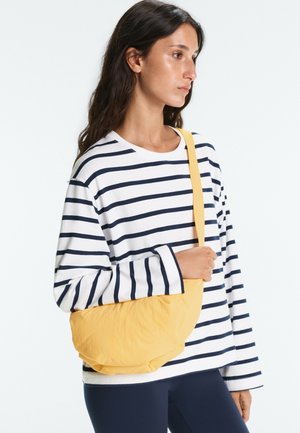 OYSHO, GYM-TASCHE FÜRS YOGA 14101880 - Keresztpántos táska - yellow