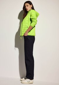 Cecil Felpa con zip - gelb