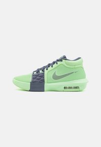 Nike Performance - LEBRON WITNESS VIII  - Kosárlabdacipők - vapor green/white/light carbon Miniatűr kép 1