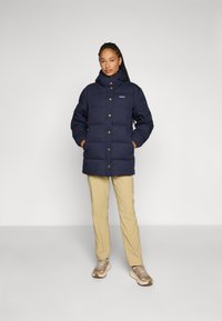 Patagonia PARKA - Pūkinis paltas - sunken blue