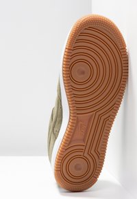 Nike Sportswear Sneakers - mottled olive