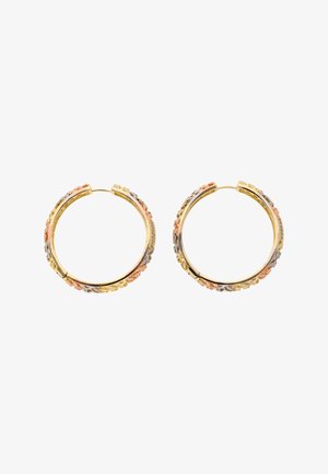 Cercei hoops din aur cu modele florale în relief în nuanțe de aur, roze și argintiu, prevăzuți cu închizători cu balama.