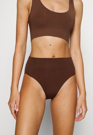 SMOOTH HIGH-LEG BRIEFS - Slip - Walnut