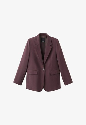 Blazer prune foncé à un bouton avec deux poches à rabat à l'avant et un col cranté, présenté sur un fond blanc.