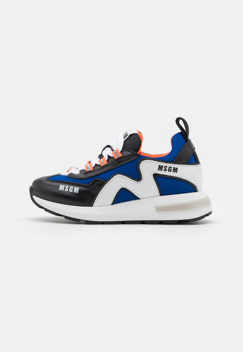 Sneakers low