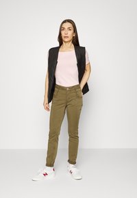 Modström TANSY - T-shirt básica - bella rose