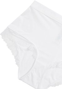 Chiloți din bumbac alb cu dantelă pe margini, având o textură netedă și un design clasic cu talie înaltă.