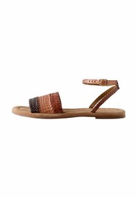 Unselected, tan brown