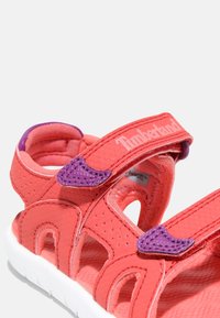 Timberland PERKINS ROW - Chodecké sandály - cayenne