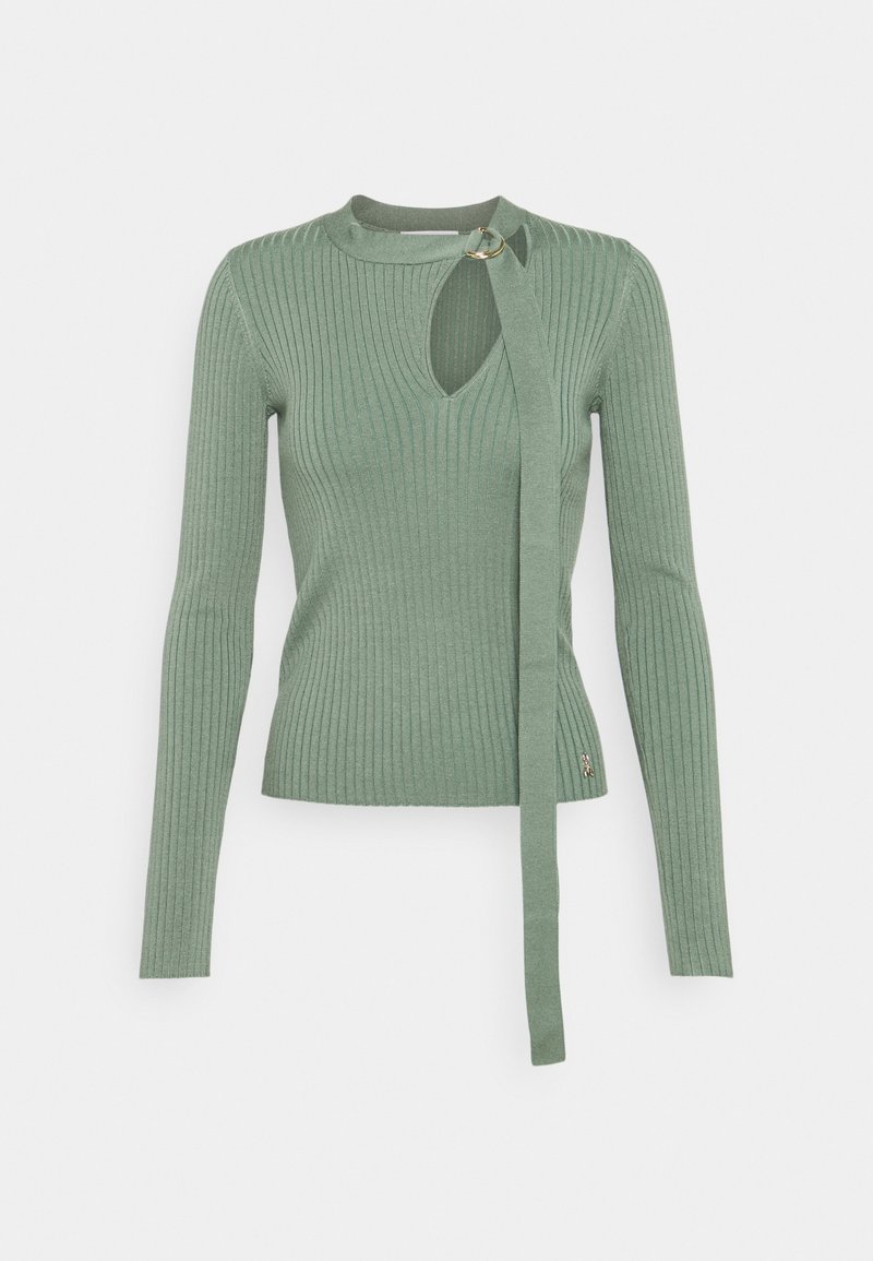 Haut à manches longues en maille côtelée vert clair avec un col rond, une ouverture en forme de trou de serrure, et une longue attache en tissu avec un détail anneau doré.