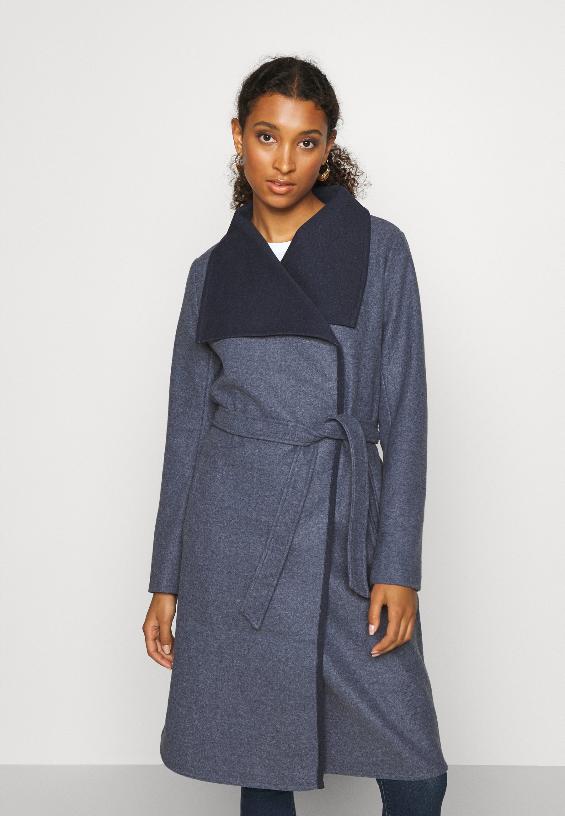 Vila Kåper | Dame | Ny kåpe på nett hos Zalando Vila VILUS Kåpe frakk dusty camelkamel Zalando.no