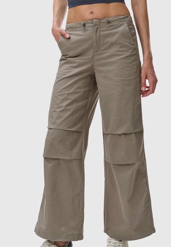 STOFF PARAGATA - Stoffhose - mocca
