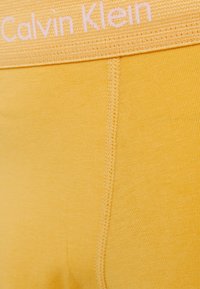 Calvin Klein Underwear TRUNK 3 PACK COTTON STRETCH - Cuecas boxer - orange/blue shadow/process green